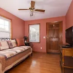 Chestnut Hill Retreat-Spacious-3 Miles To Downtown